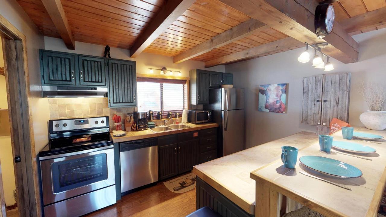 Aspen West 5 Townhouse With High Speed Wifi Apartment Red River Luaran gambar